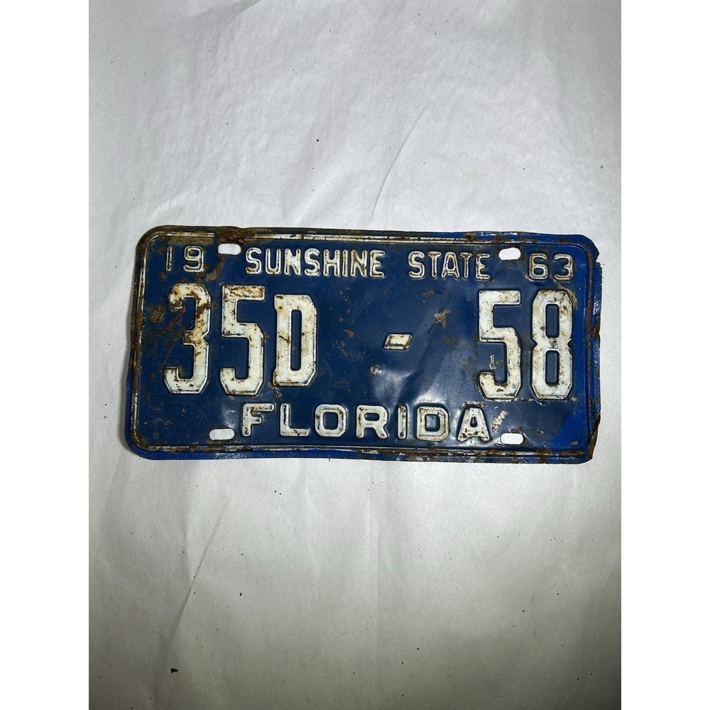 Vintage 1963 Florida Blue License Plate Tag 35D 58 Gas Oil Garage Shop Mancave